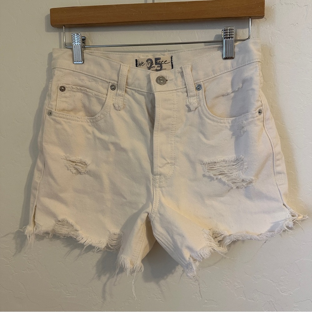 We The Free Cream Denim Distressed Button Fly Cut-Off Shorts 25 OB1072555